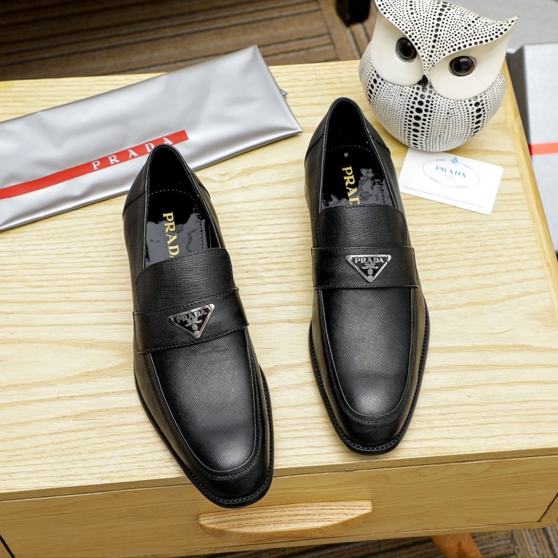 Pra*a leather shoes